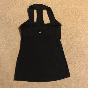 Lululemon black size 6 tank